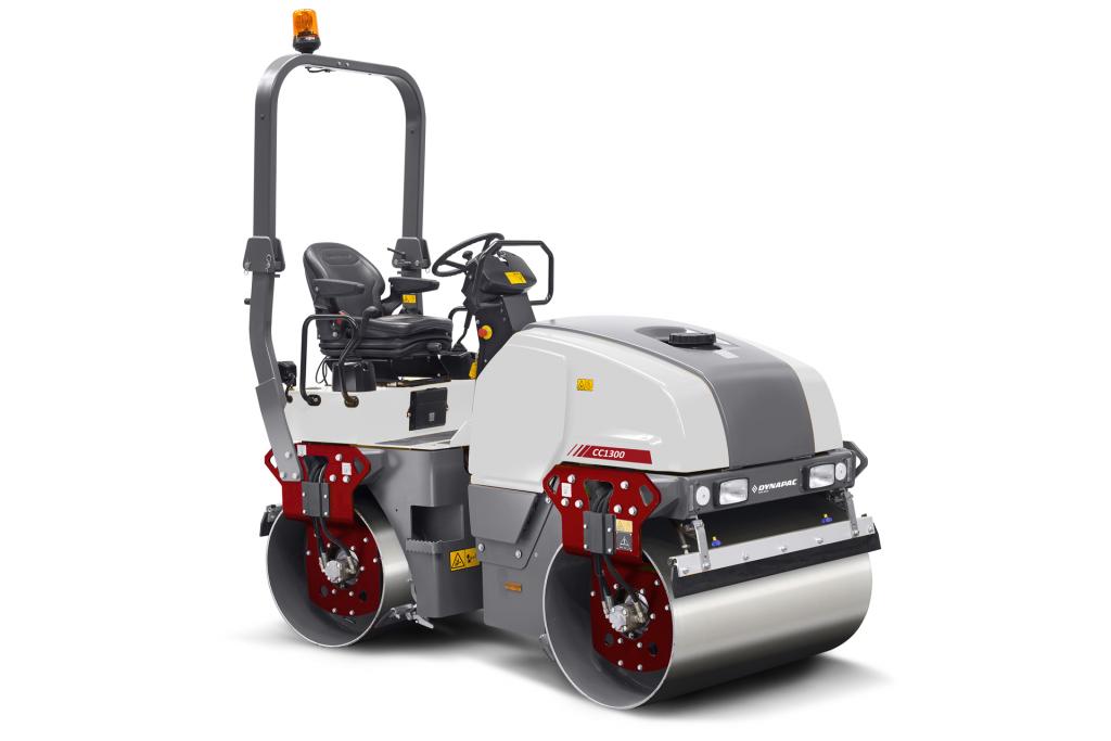 Plaque vibrante ou rouleau compacteur : lequel choisir pour votre chantier ?